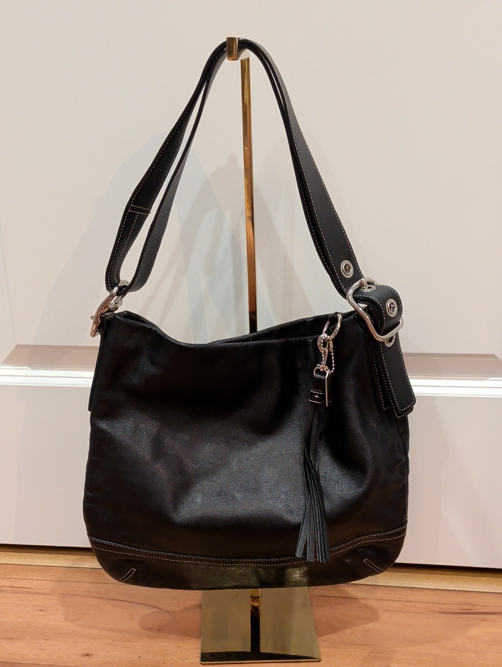 Vintage Coach Legacy / Soho Hobo Slim Duffle Black Leather Shoulder Bag Purse